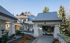 Lagoons By Cozystay Signature Whistler